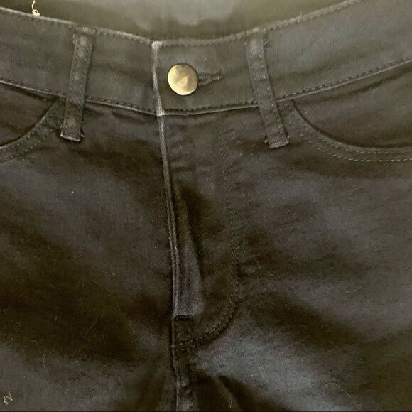 H&M black skinny ankle jeans. Size 25 - Picture 4 of 7